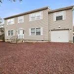 Spacious 5Br Home In Heart Of Poconos By Camelback Kalahari