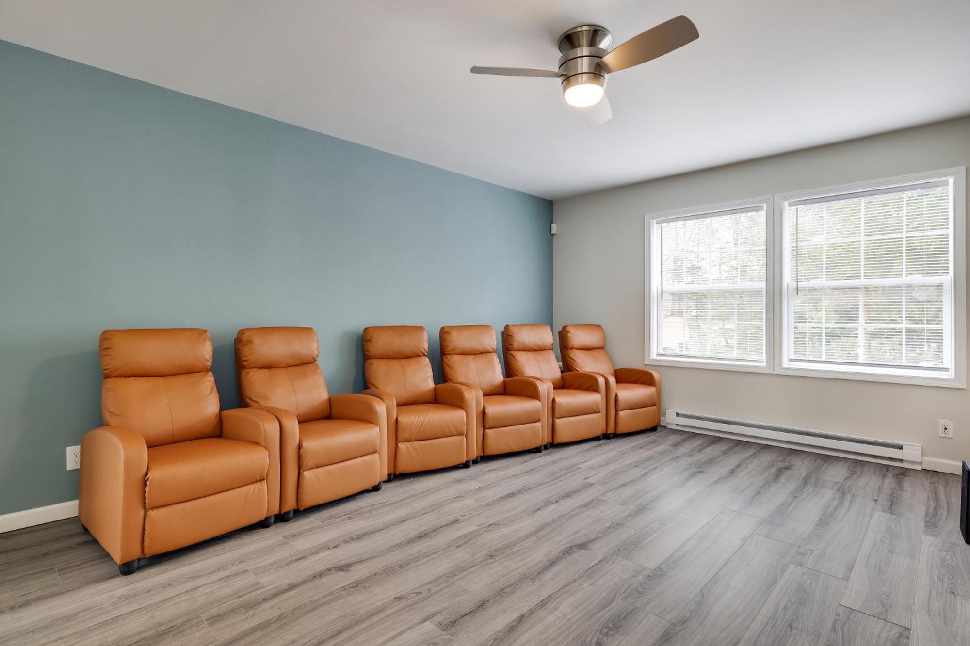 Spacious 5br In Heart Of Poconos By Camelback Kalahari * Tobyhanna